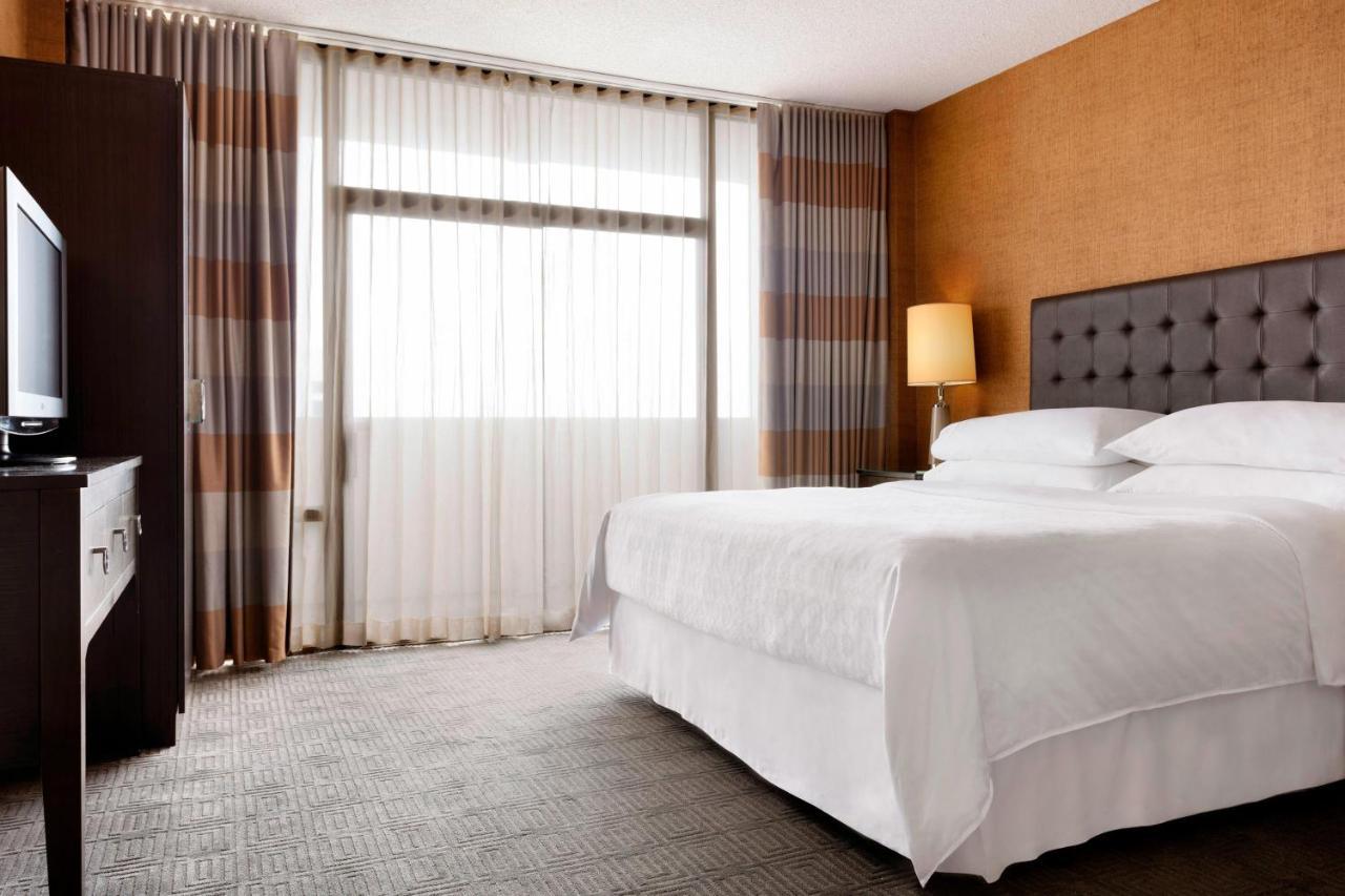 Sheraton Charlotte Hotel Eksteriør billede