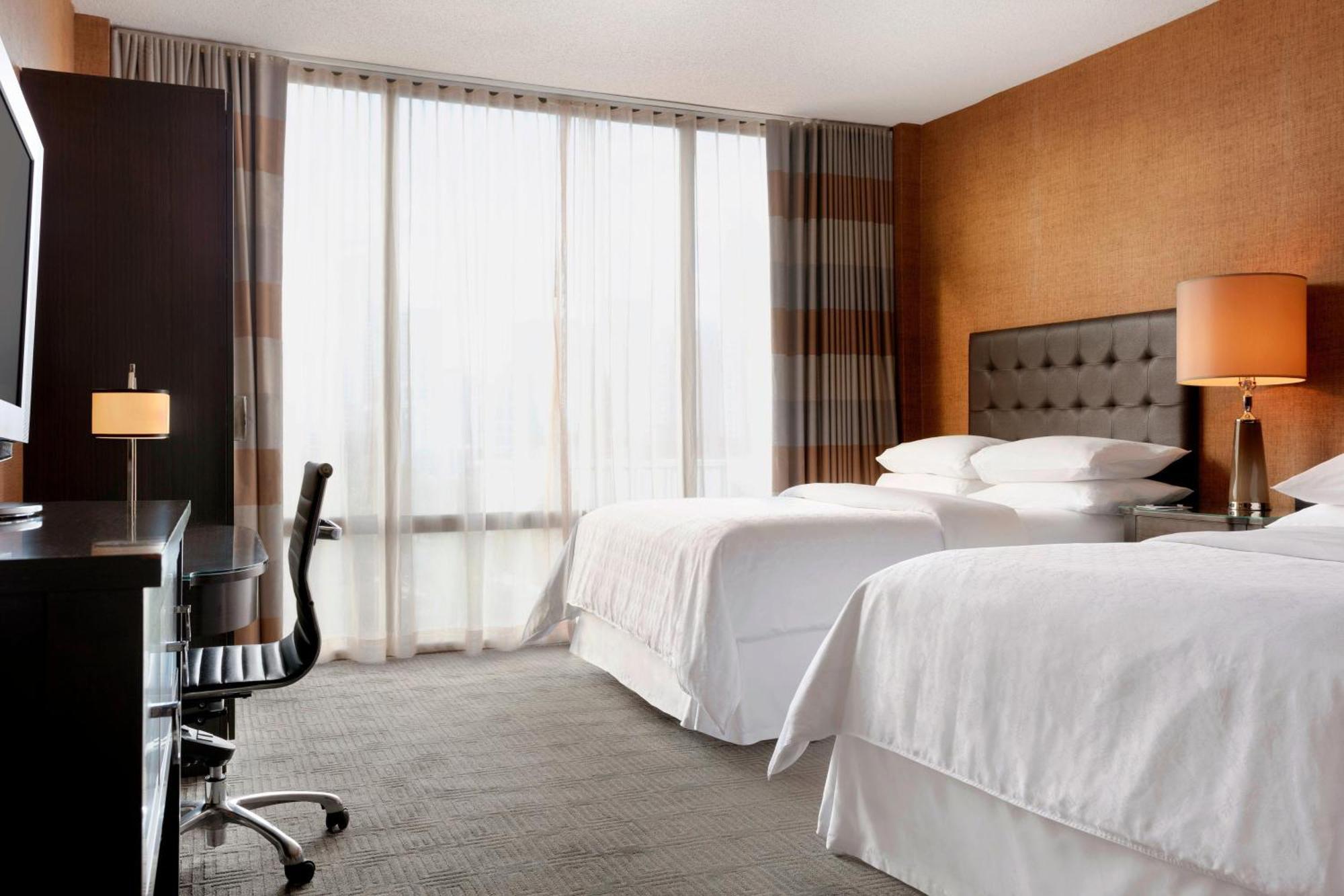 Sheraton Charlotte Hotel Eksteriør billede