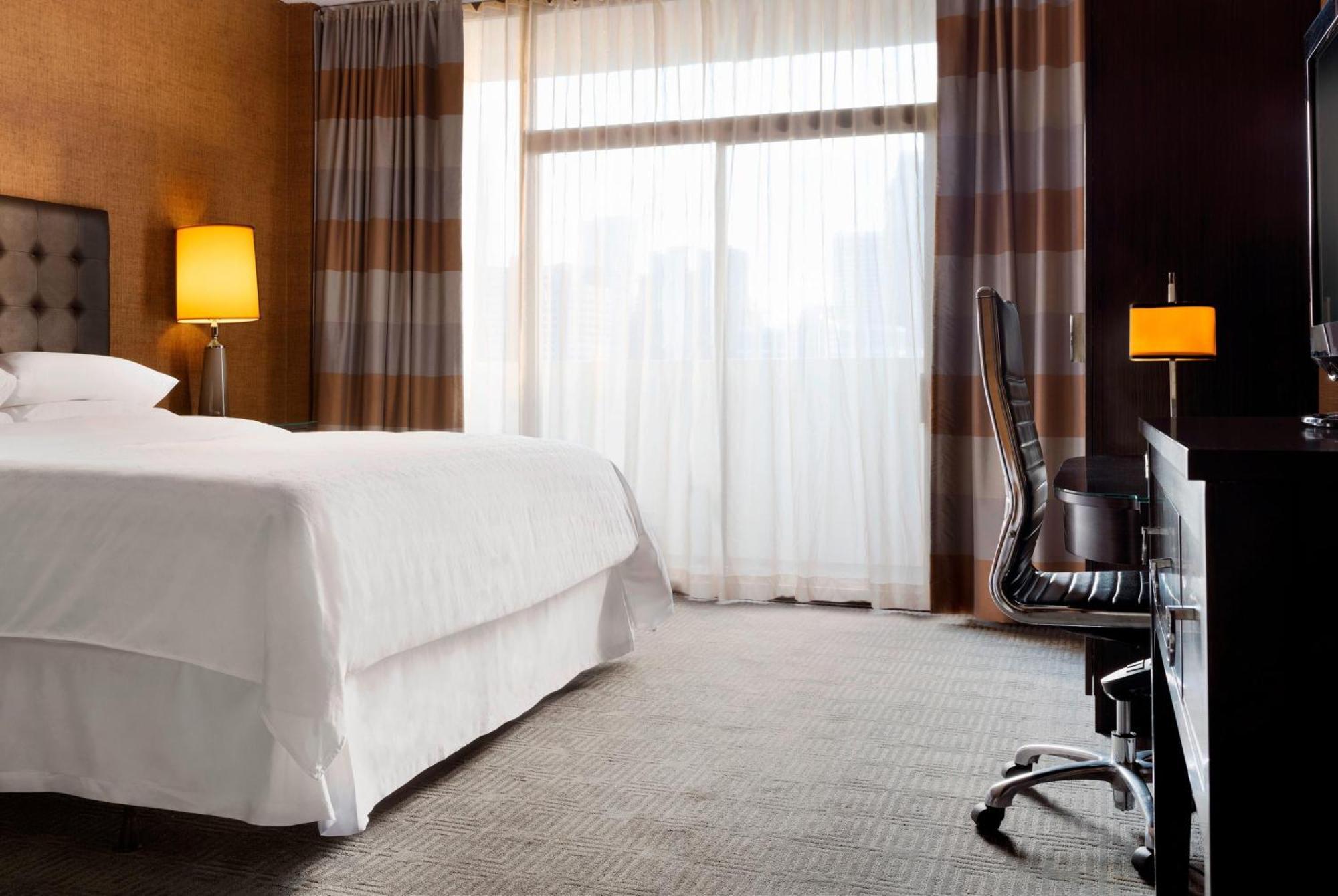 Sheraton Charlotte Hotel Eksteriør billede